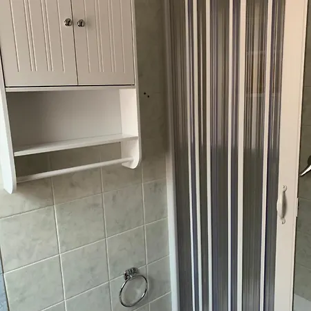 Дом отдыха Eden Rock House *