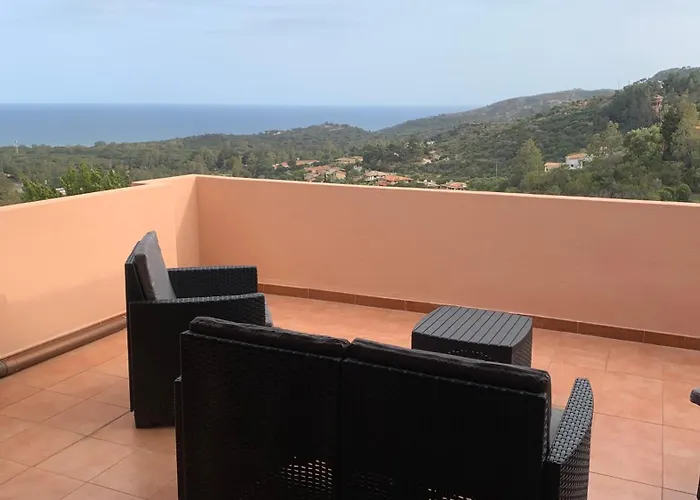 Eden Rock House Domus de Maria